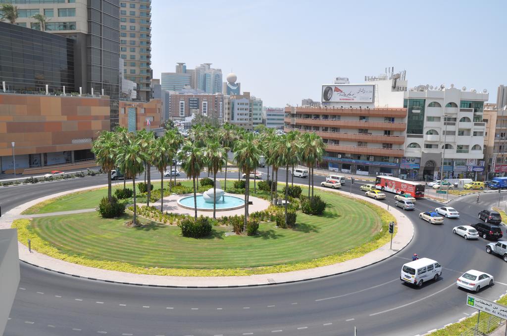 Claridge Hotel Dubai Exterior foto