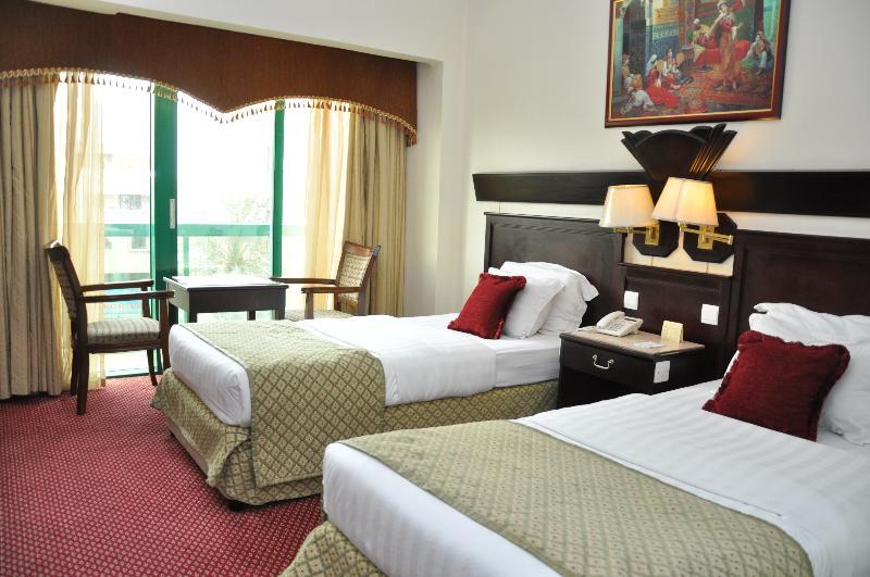 Claridge Hotel Dubai Exterior foto